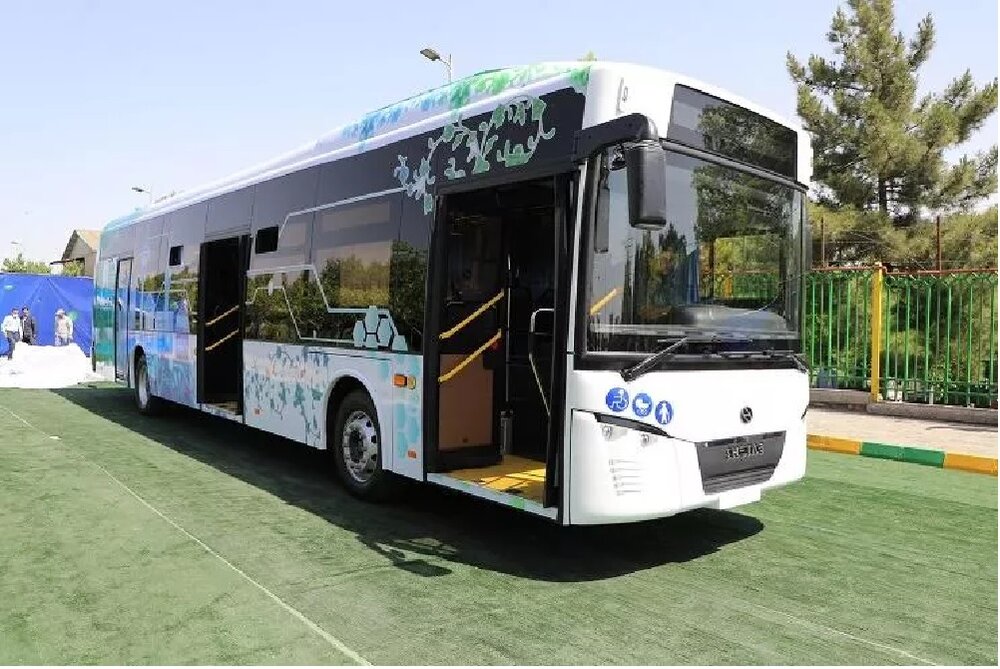 بسترهای واردات ۶۵۰۰ اتوبوس دست دوم آماده شده است؛ اتوبوس‌های برقی در اولویت